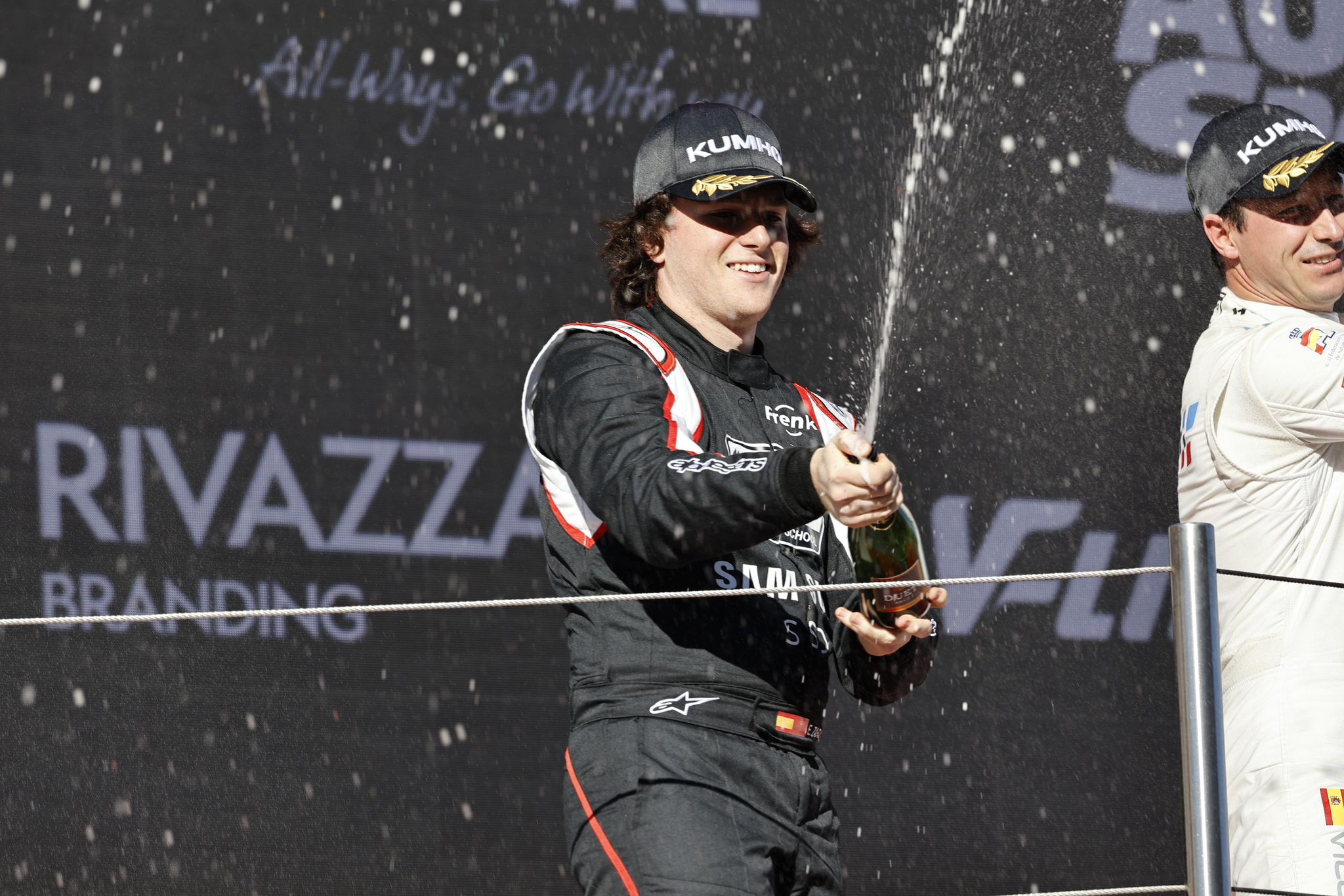 Erik Zabala, campe&oacute;n de la TCR Cup Spain en Montmel&oacute;