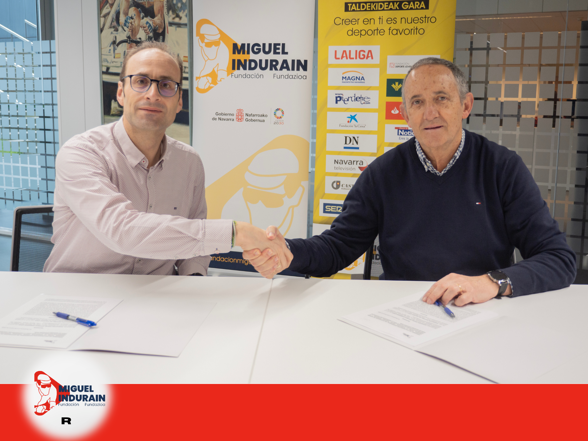 Firma del convenio de colaboraci&oacute;n con la Federaci&oacute;n Navarra de Ciclismo