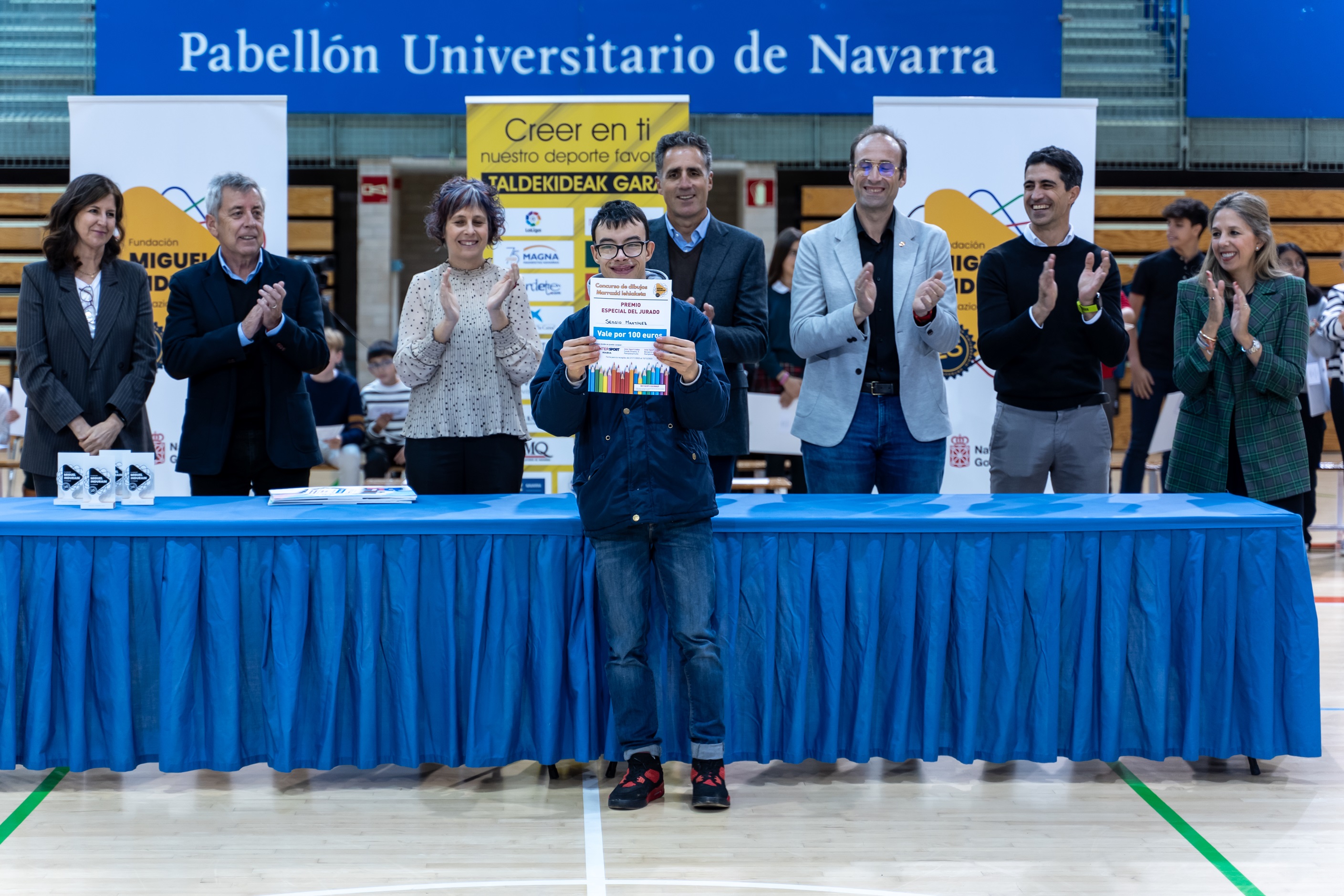 Entrega de galardones del concurso de dibujos 25&ordm; aniversario FMIF