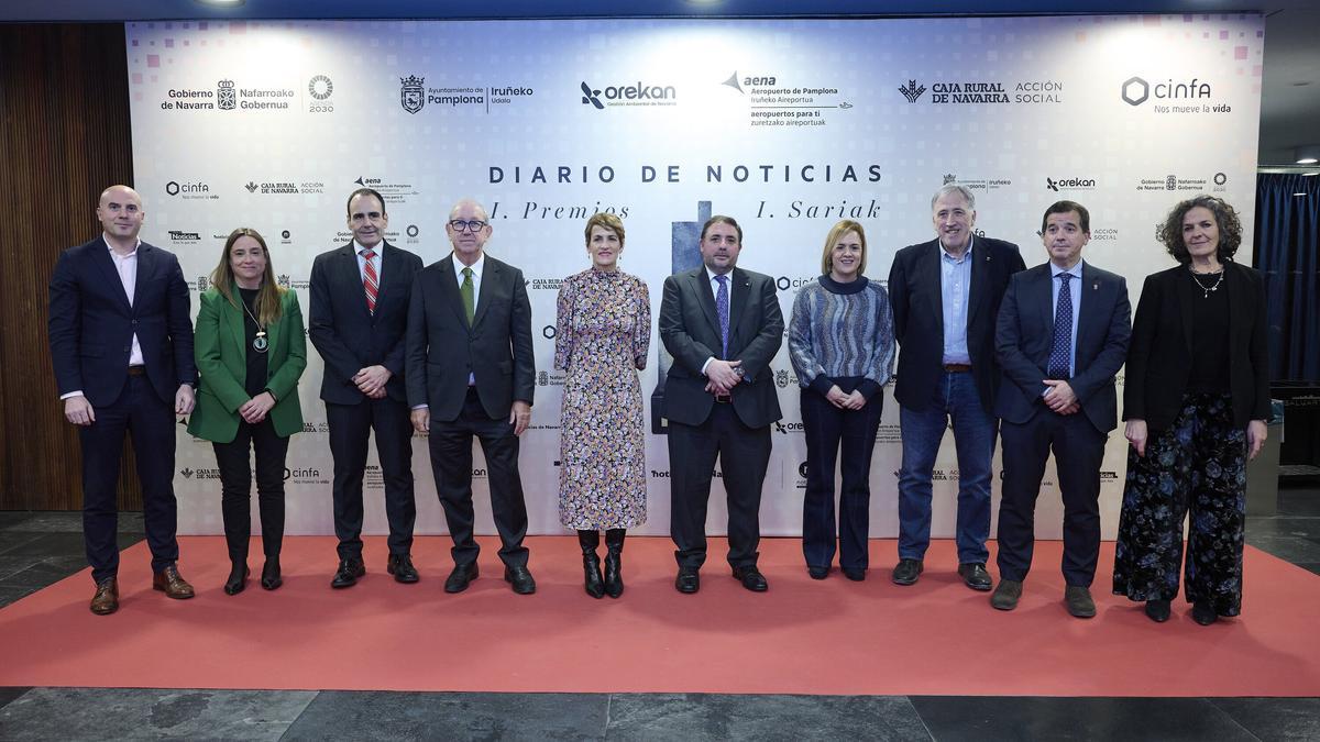 La ciclista Paula Ostiz, becada por la Fundaci&oacute;n Miguel Indur&aacute;in, recibe el Premio Kirolak en la primera edici&oacute;n de los Premios Diario de Noticias Sariak