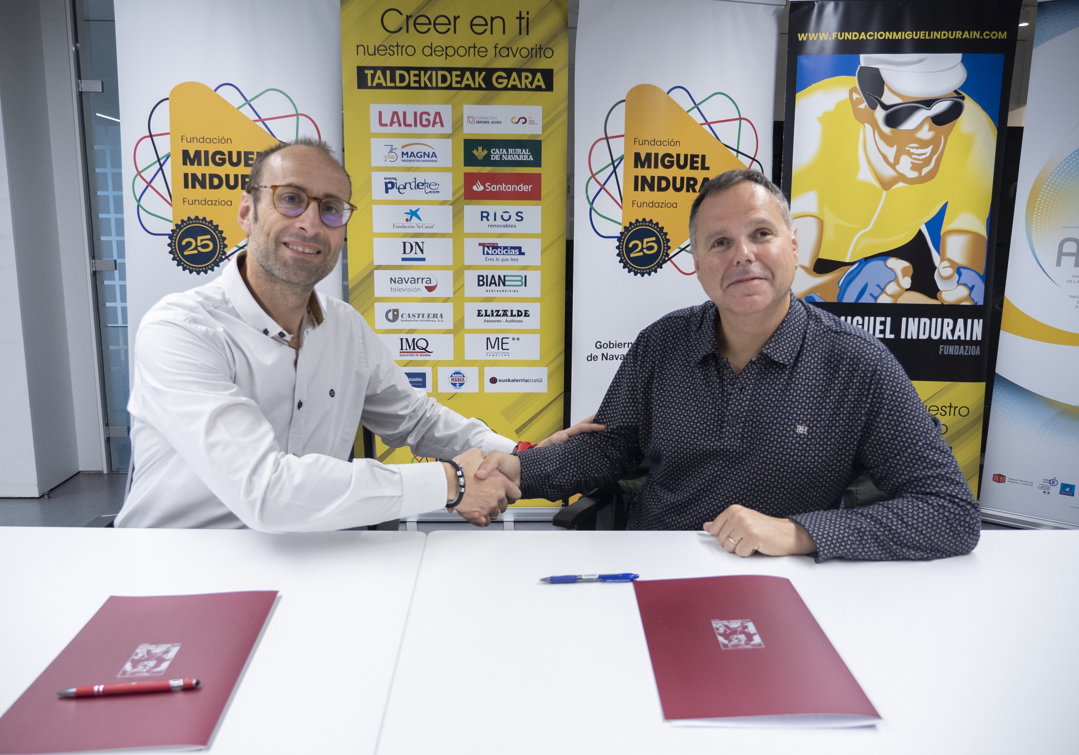 Renovaci&oacute;n del patrocinio con el Iru&ntilde;a Rugby Club y Club Deportivo para Ciegos de Navarra