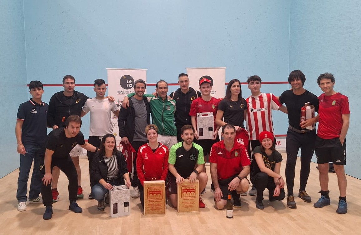 Xabi Azaldegui y Rosa Andr&eacute;s Triunfan en el XXII Campeonato Vasco Navarro de Squash