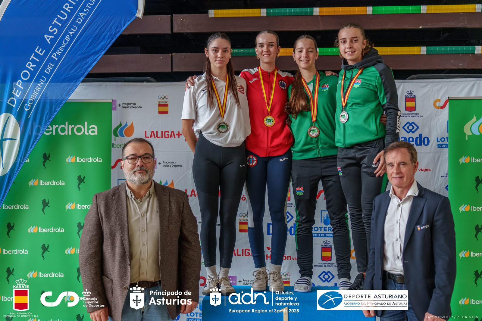 Doblete de medallas en la Liga Nacional Iberdrola