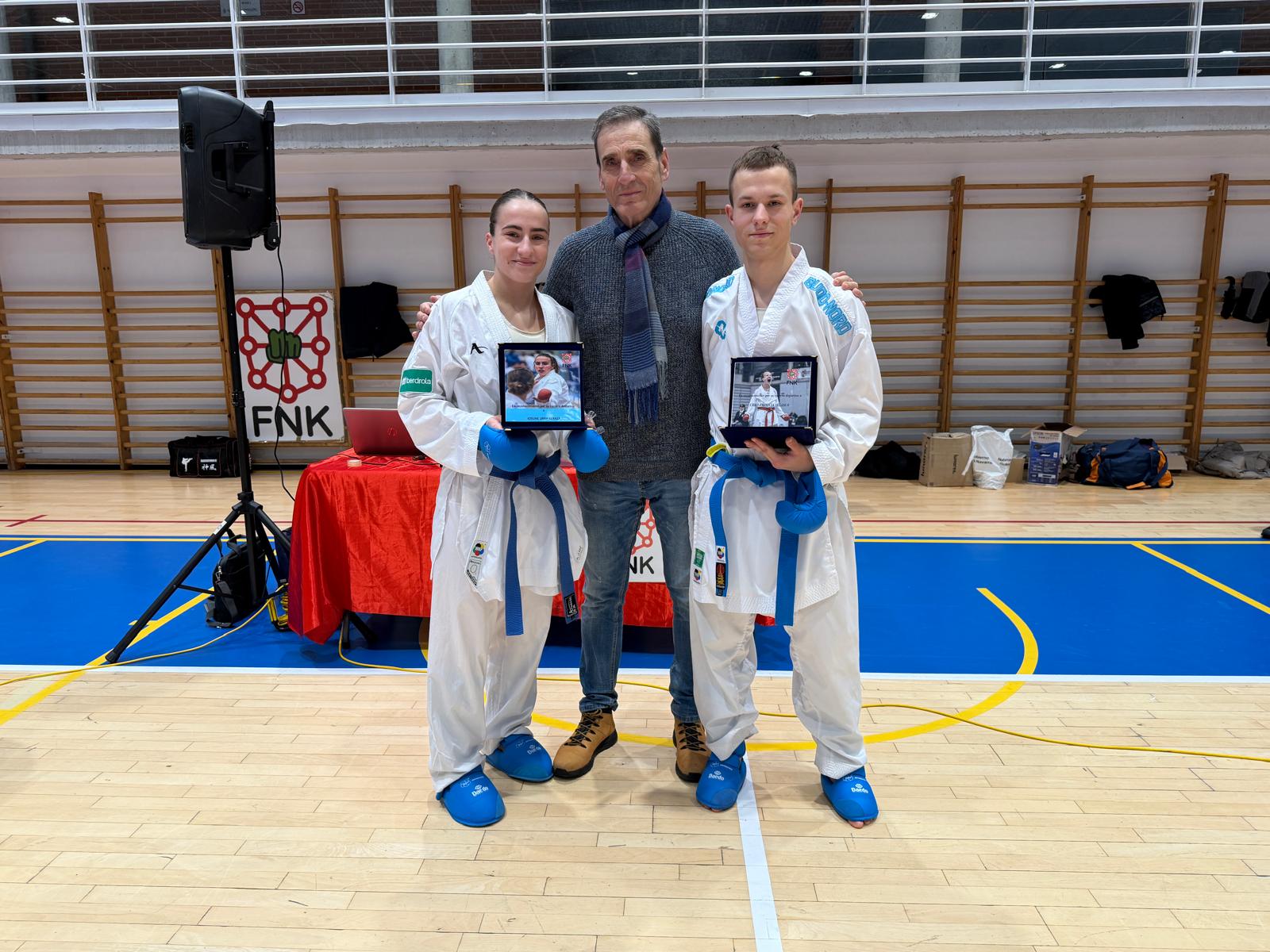 Homenaje a referentes del karate navarro en Arrosadia