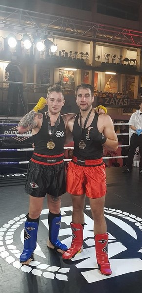 Trece medallas para Navarra en el Campeonato de España de Kickboxing