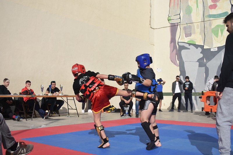 El kickboxing sale a la calle