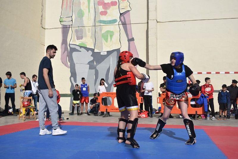 El kickboxing sale a la calle