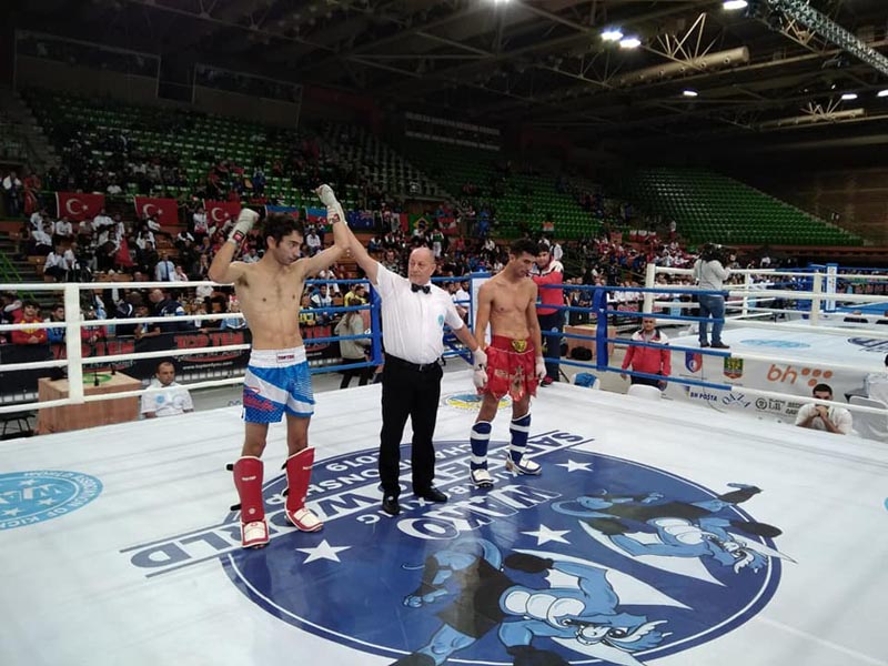 Los luchadores navarros avanzan en el Mundial de Kickboxing