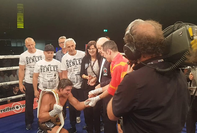 Gran pelea de C&eacute;sar N&uacute;&ntilde;ez en Alemania pese a la derrota