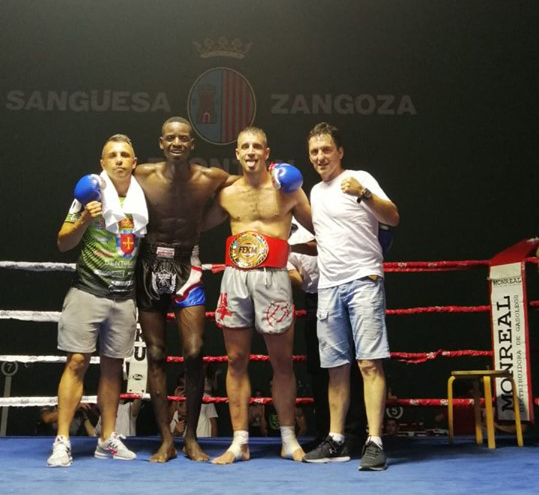 Adri&aacute;n Rebole, profeta en Sang&uuml;esa