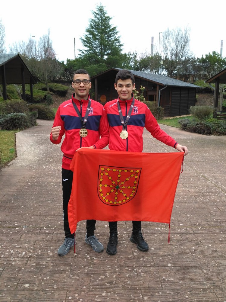 Triunfos navarros en el Campeonato de España de Muay Thai