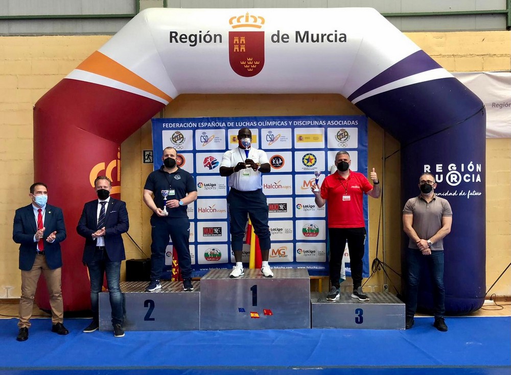 Ocho Medallas para Navarra en una triple cita con la competici&oacute;n nacional