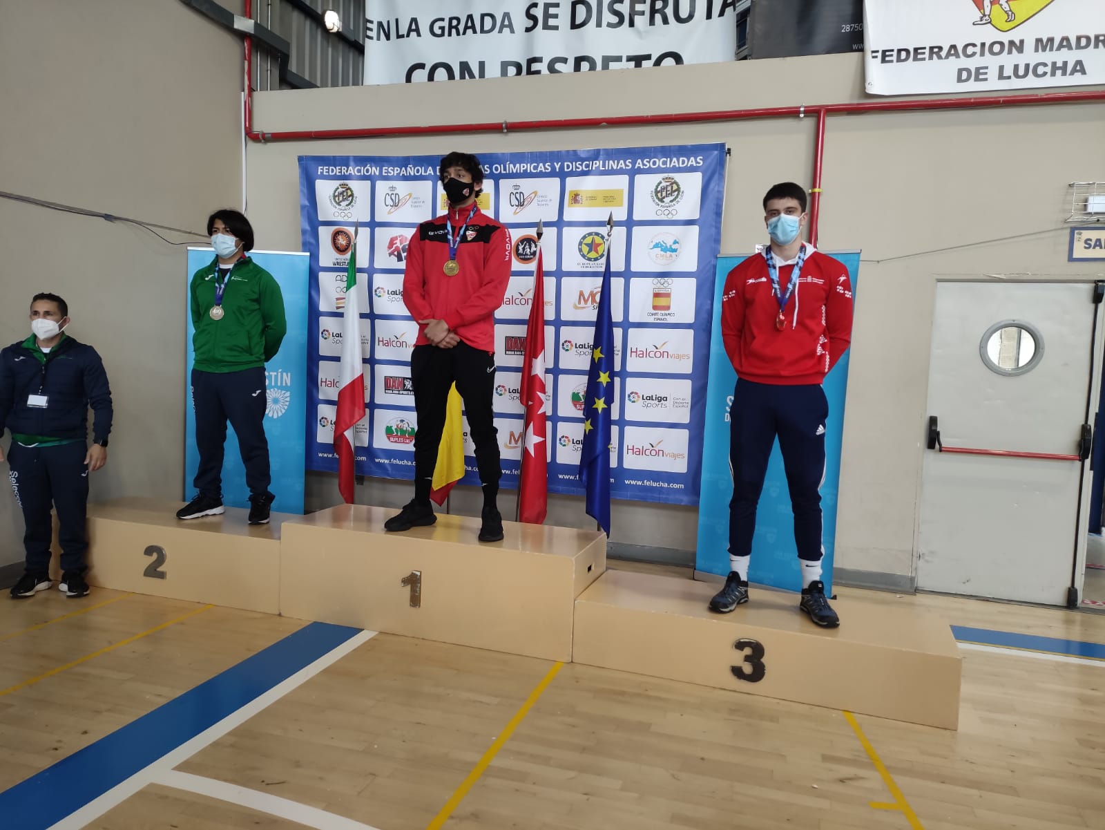 4 medallas en los campeonatos de España de Luchas Olímpicas Sambo y Combat Sambo