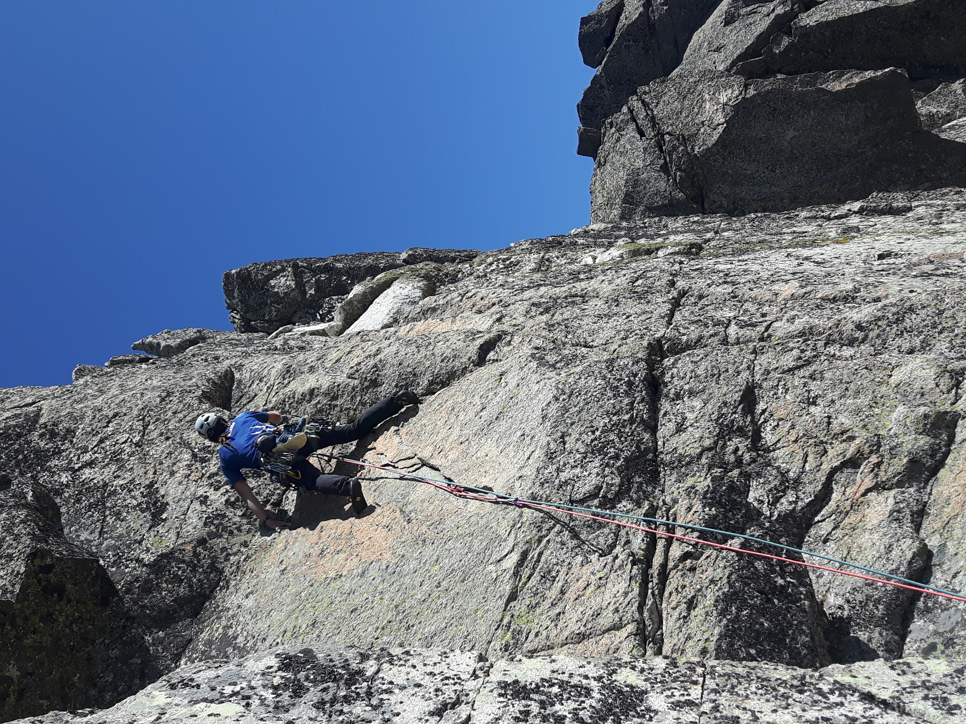 EL EQUIPO NAVARRO DE ALPINISMO GAZTEAK HA PARTICIPADO EN EL INTERCENTROS DE ALPINISMO FEDME