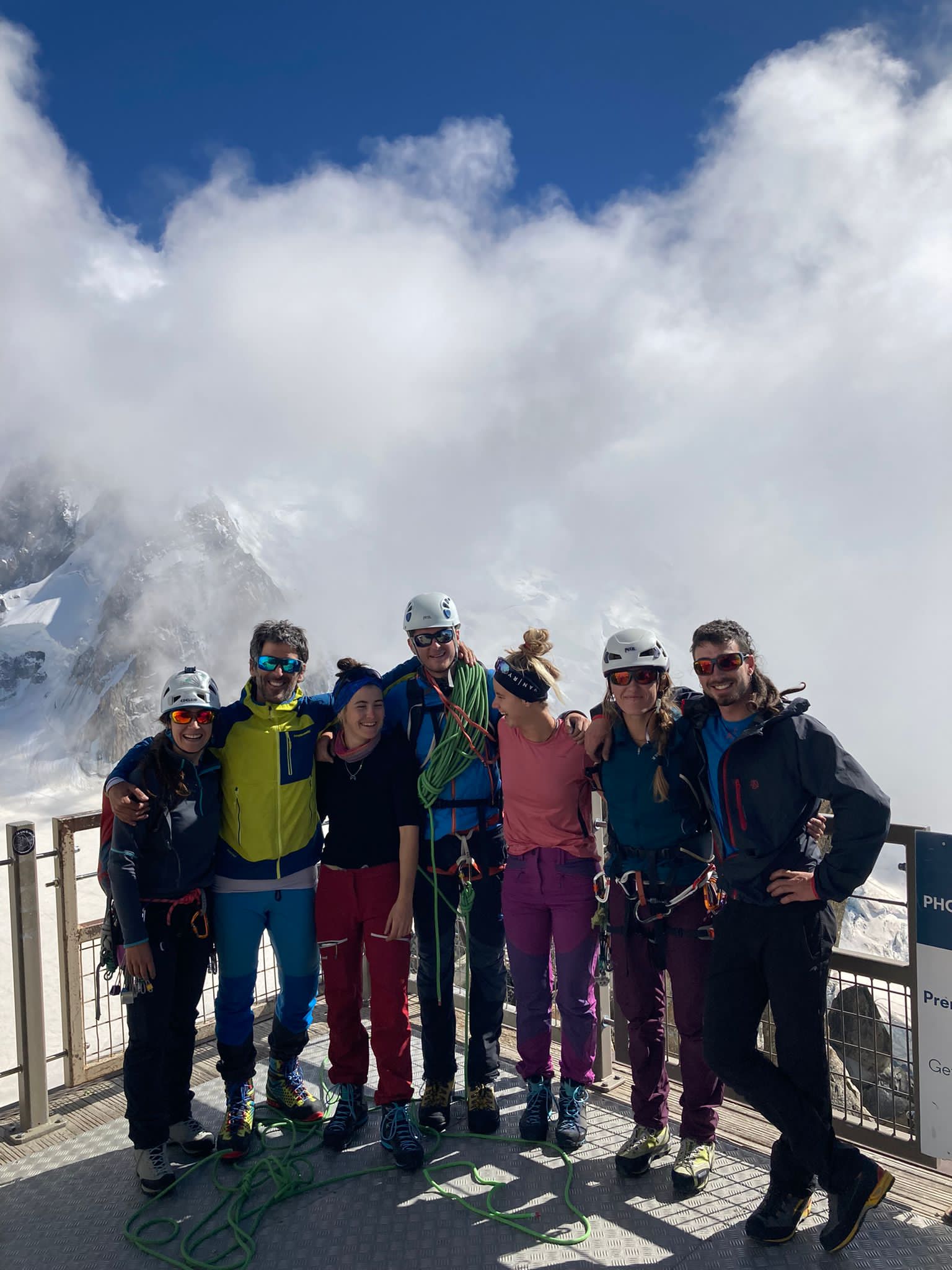 CONCENTRACI&Oacute;N DE GAZTEAK EN ALPES
