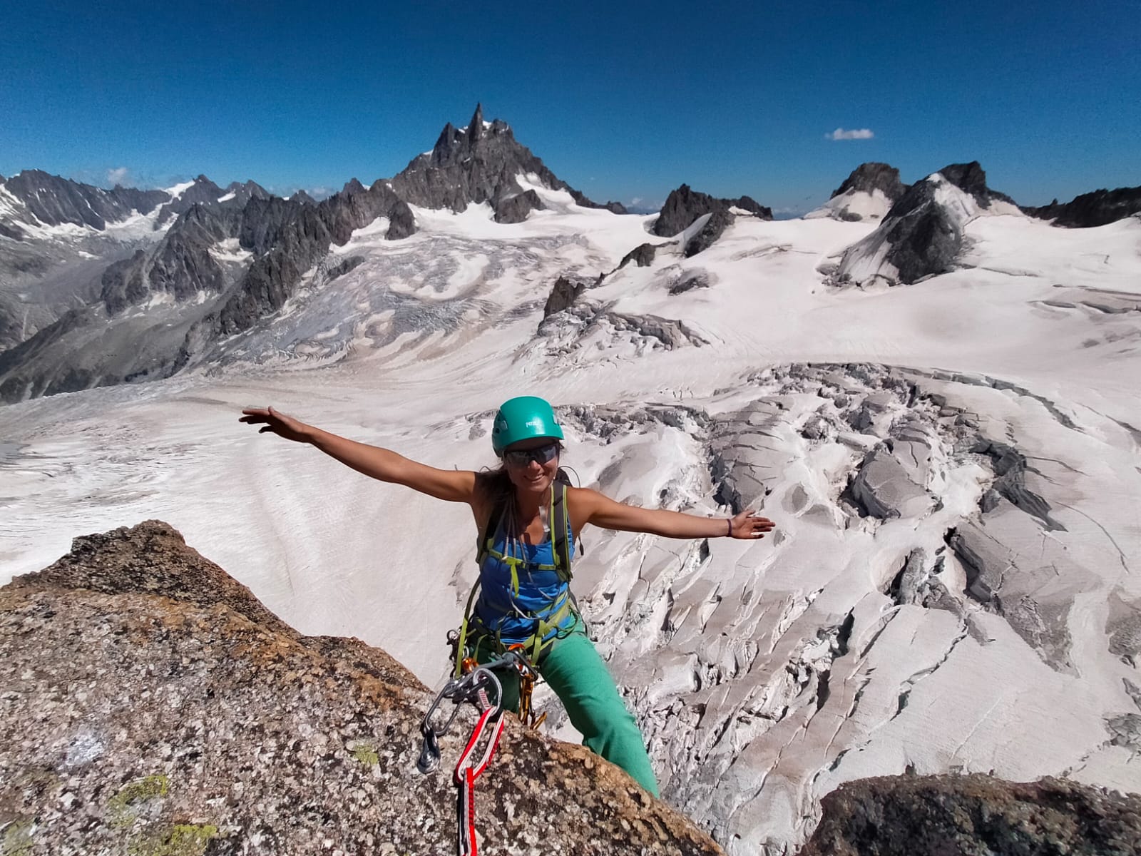 CONCENTRACIÓN DE GAZTEAK EN ALPES