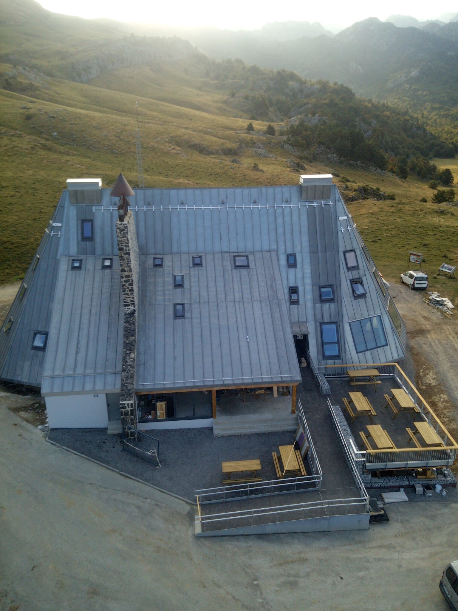 LA FEDERACION NAVARRA DE MONTA&Ntilde;A ENTREGA LAS LLAVES DEL REFUGIO DE MONTA&Ntilde;A &quot;ANGEL OLORON&quot; DE BELAGUA AL GUARDERIO