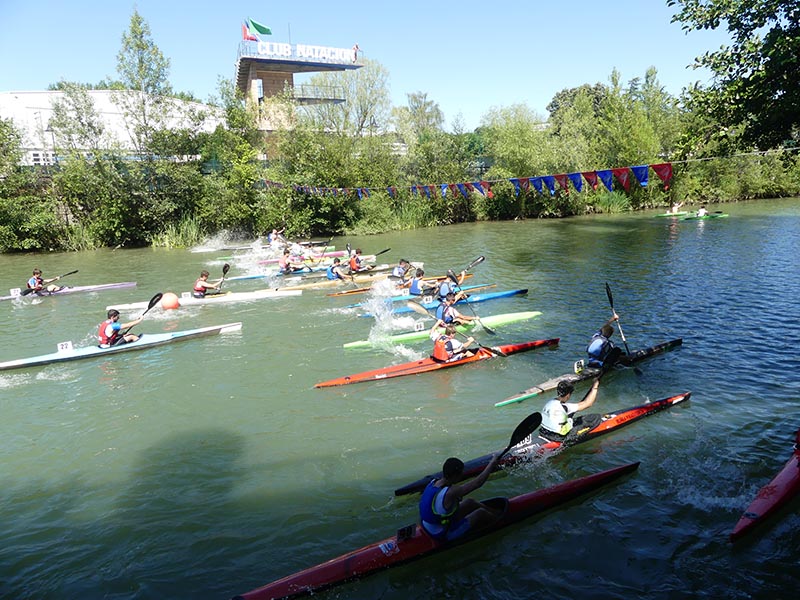 El Club Nataci&oacute;n Pamplona celebra 50 a&ntilde;os de pirag&uuml;ismo