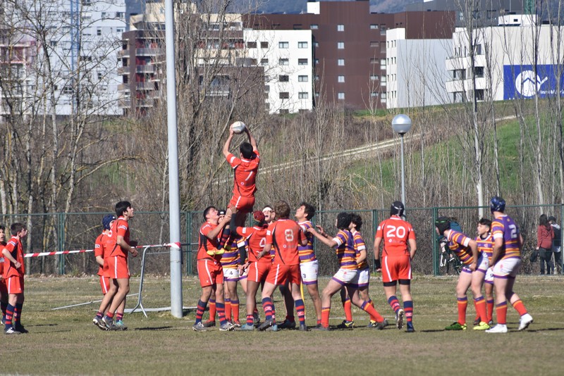 Navarra cae con las botas puestas