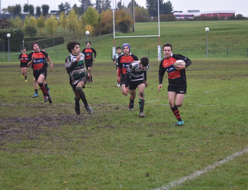 El rugby navarro vuela alto en la Liga Vasca