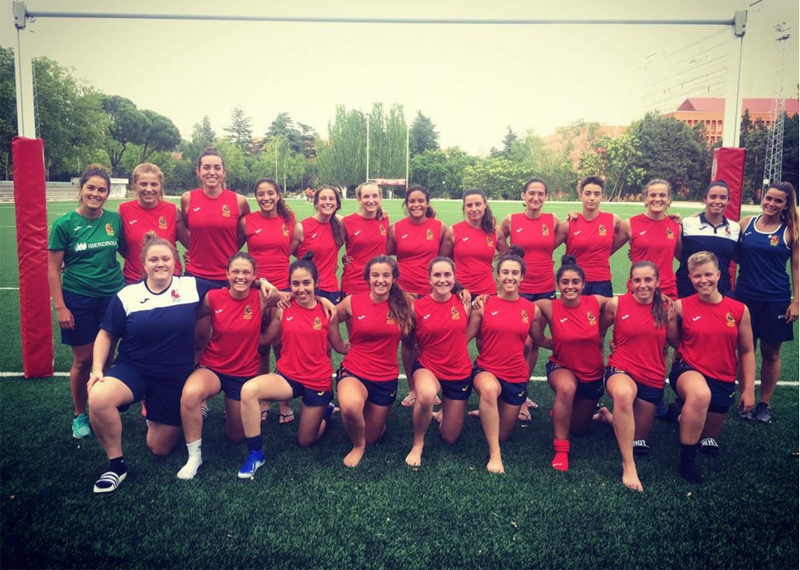 Dos jugadoras de la Federaci&oacute;n Navarra cerca del Campeonato de Europa de Seven Sub 18