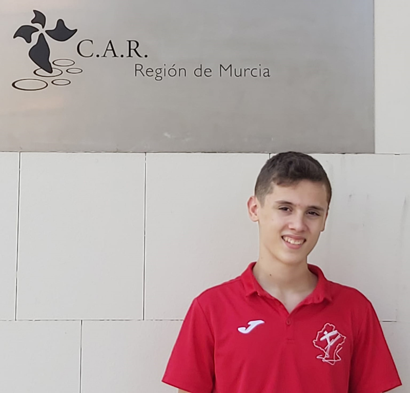 &Iacute;&ntilde;igo Zunzarren: Mi viaje preferido ser&iacute;a ir a los Estados Unidos.