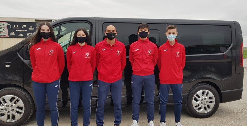 La expedici&oacute;n navarra se pone en marcha