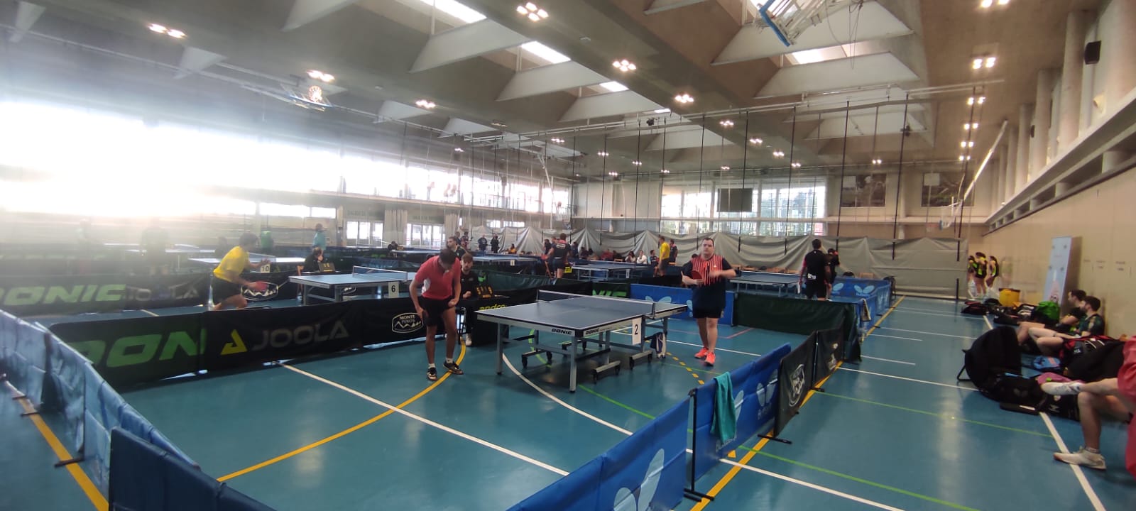 Alto nivel deportivo en el I Torneo Preestatal de Tenis de Mesa, celebrado en Pamplona