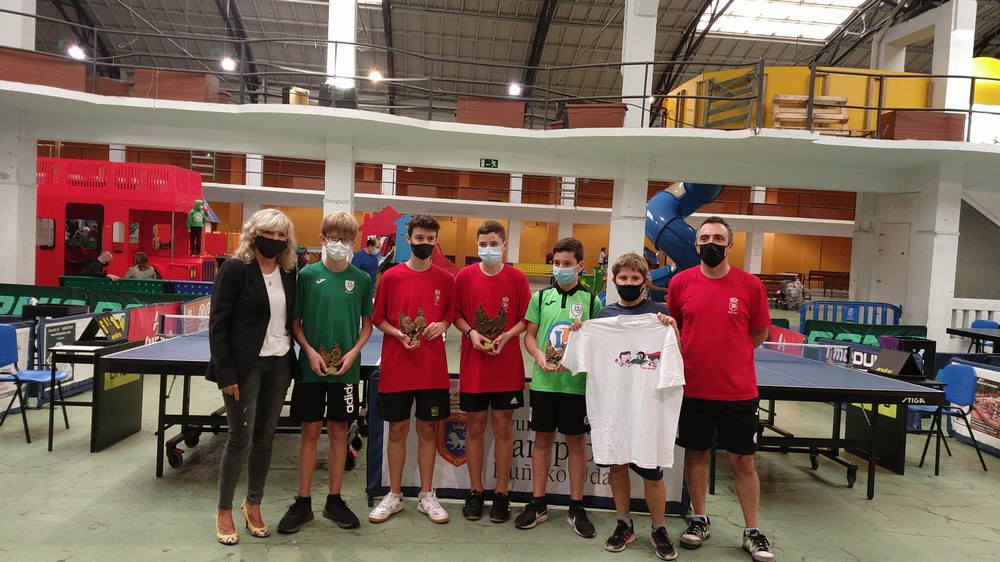 Gran participación en las 12 Horas de Tenis de Mesa