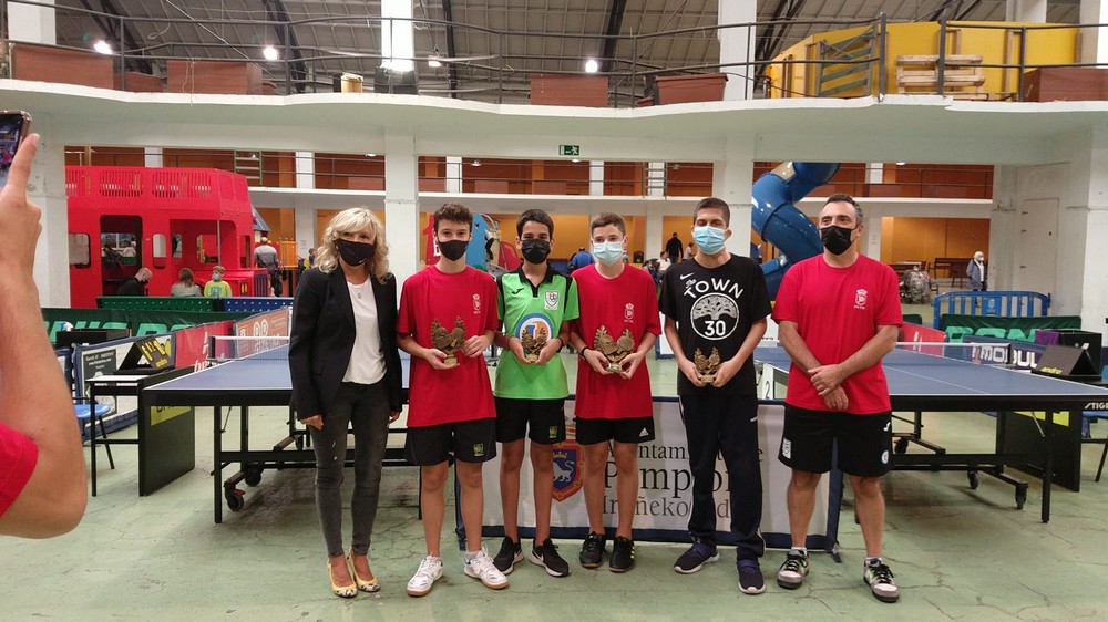Gran participación en las 12 Horas de Tenis de Mesa
