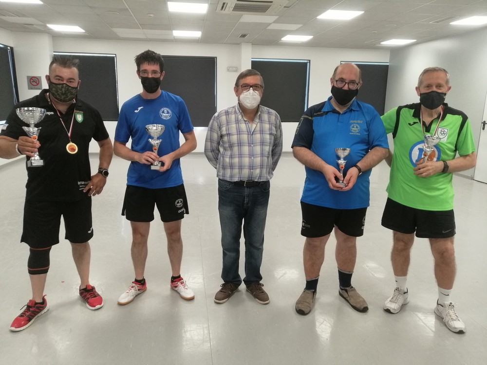 Sábado y domingo de finales en Larrabide y Oberena