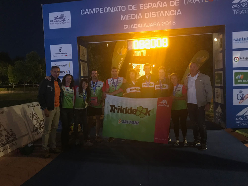 Doble medalla para Trikideak en el Nacional de media distancia