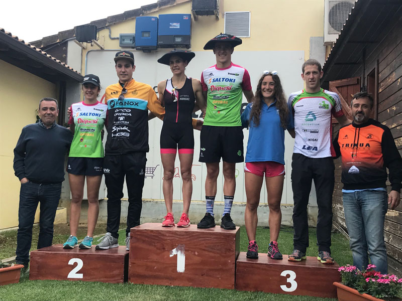 Multitudinario Triatl&oacute;n Aritzaleku 2019