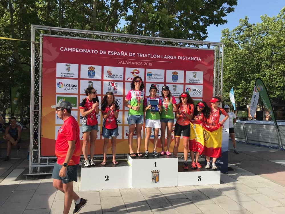 Domingo de &eacute;xitos para las triatletas de Saltoki Diques&iacute;