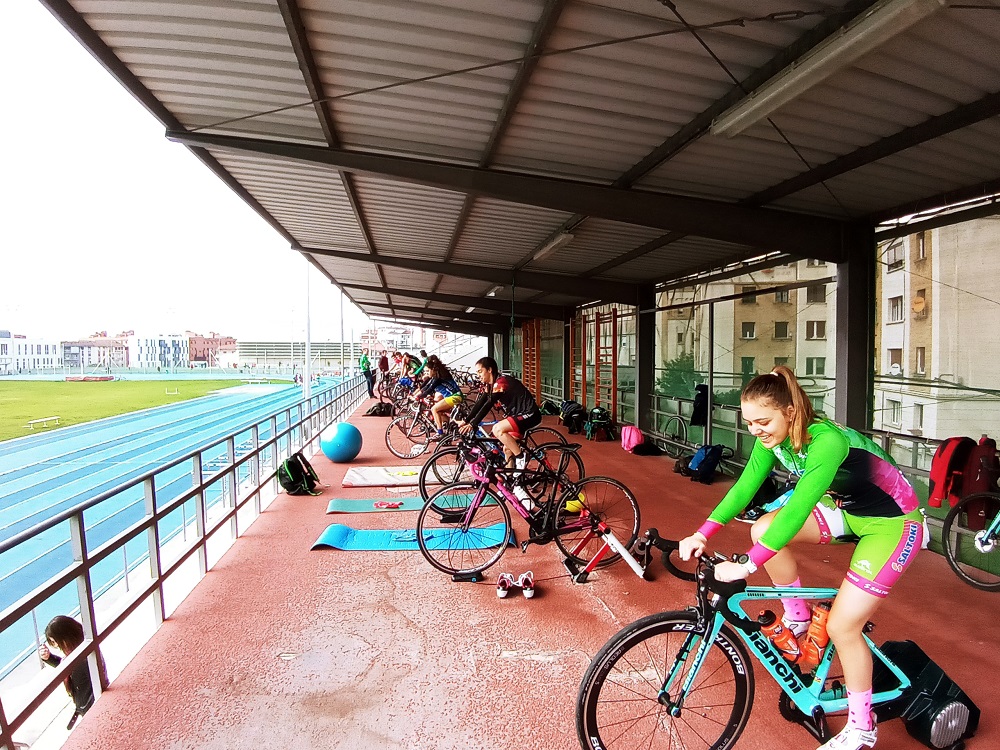 Actividad del Programa de Perfeccionamiento de Triatlón (8 de marzo)