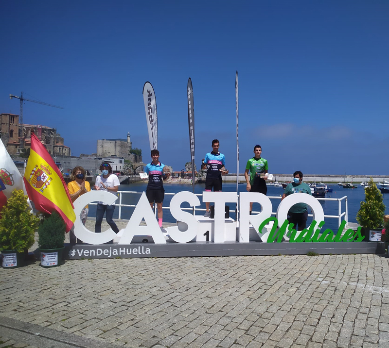 Dos triatletas navarros entre los mejores de Europa