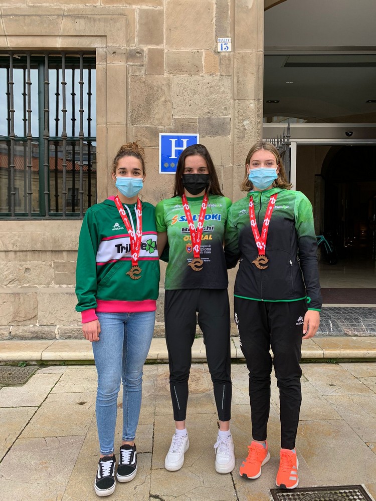 Cinco podios para Saltoki Trikideak en los nacionales de duatlón