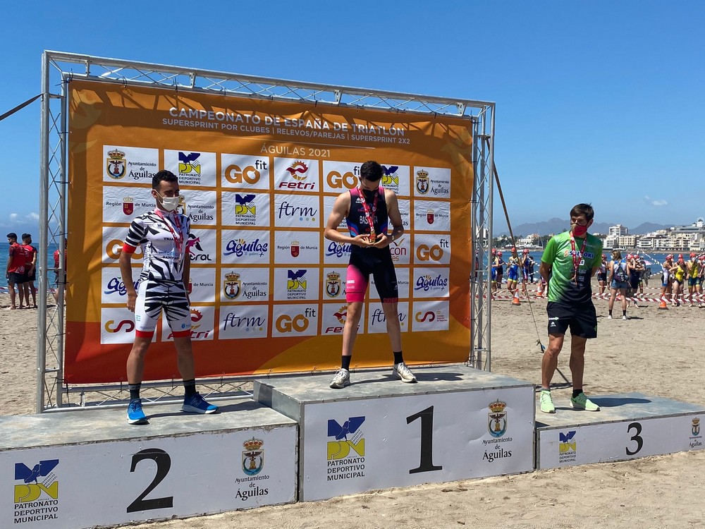 Tres podios para Saltoki Trikideak en el arranque de la Liga Nacional de Clubes