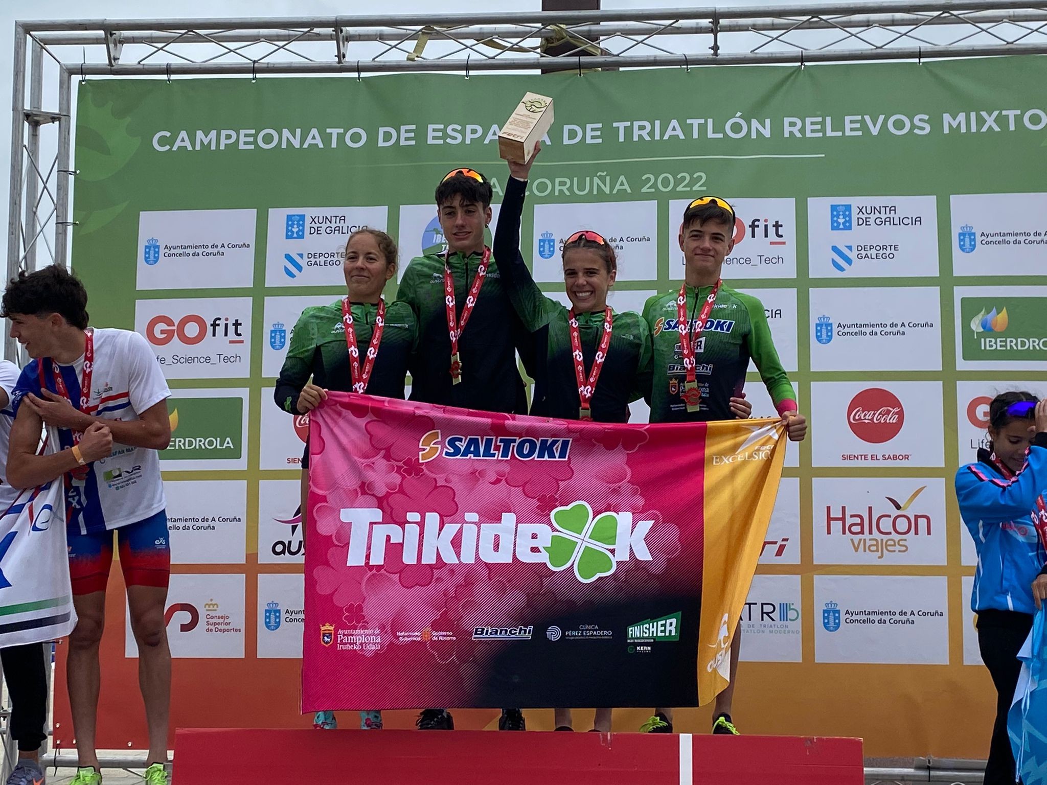 Saltoki Trikideak Campeón de España de Triatlón por Clubes y Relevos Mixtos