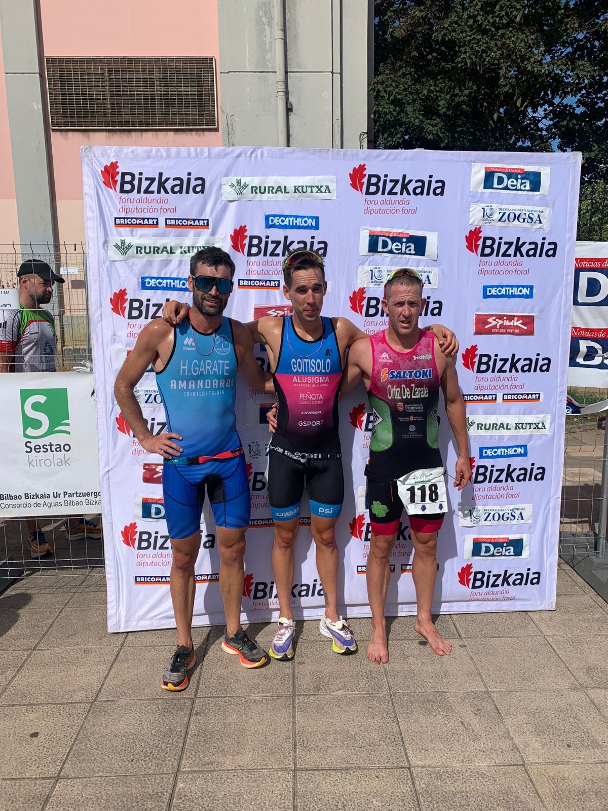 Triatletas de Saltoki Trikideak siguen cosechando éxitos