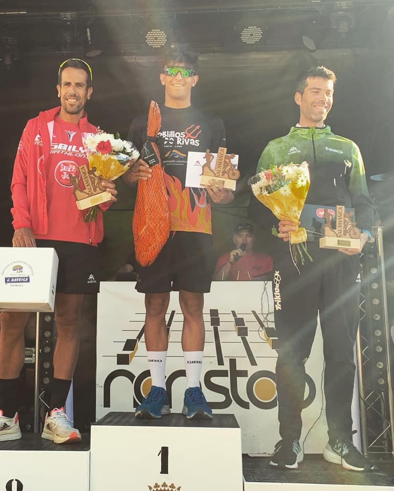 Triatletas de Saltoki Trikideak siguen cosechando éxitos