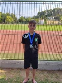 Iñigo Sáez (Anaitasuna) plata en 200 m. braza