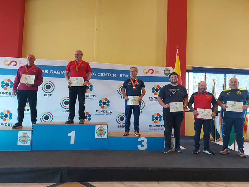 Póker espectacular para Navarra: tres oros y récord estatal en el Campeonato de España de FCLASS