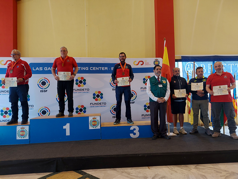 Póker espectacular para Navarra: tres oros y récord estatal en el Campeonato de España de FCLASS