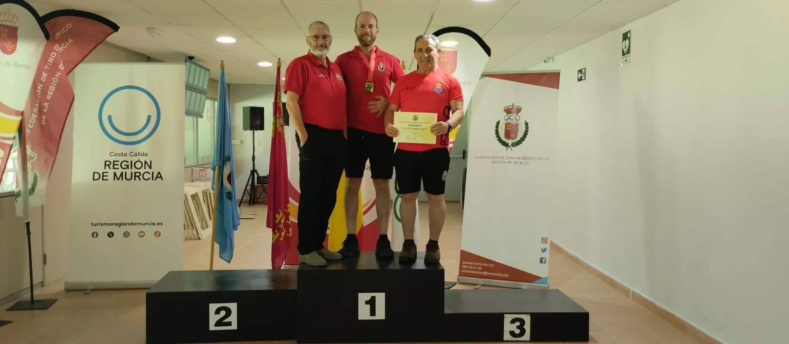 Dos medallas y un Diploma Olímpico para Navarra en el Gran Premio Región de Murcia
